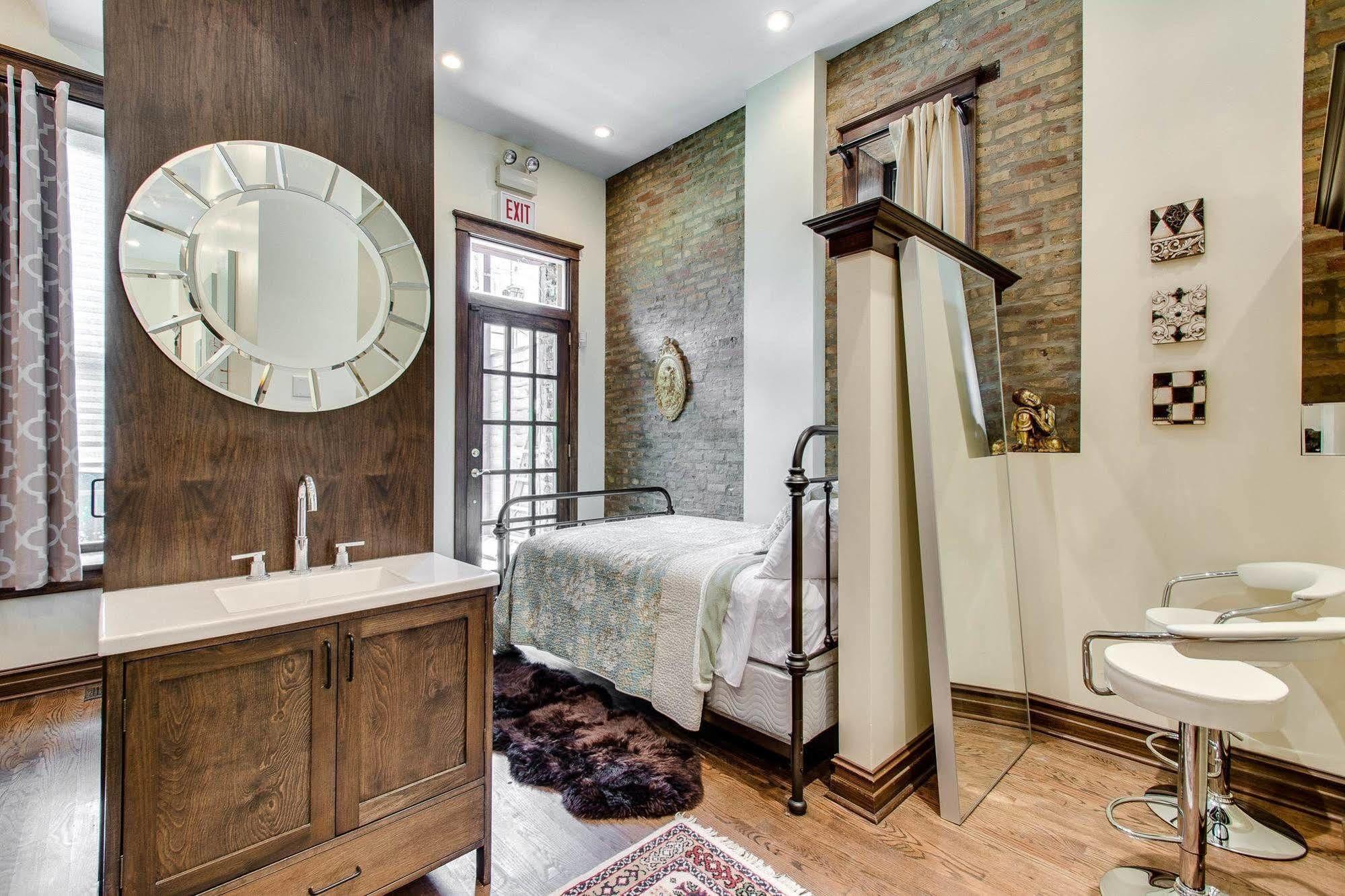 Ruby Room (Adults Only) Chicago Ngoại thất bức ảnh