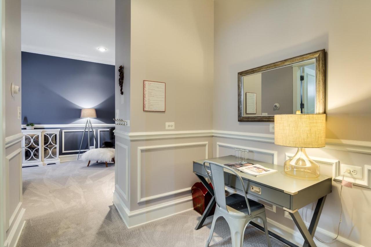 Ruby Room (Adults Only) Chicago Ngoại thất bức ảnh