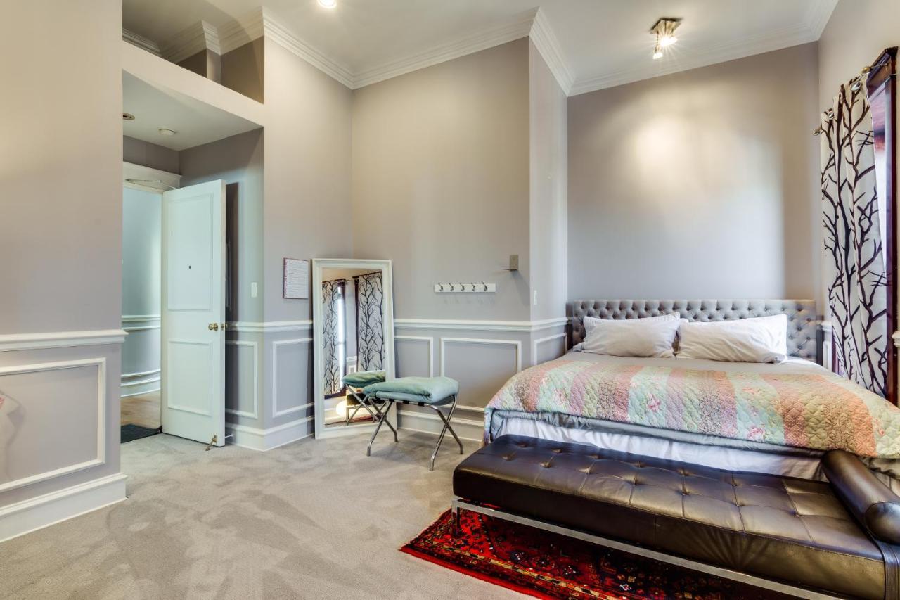 Ruby Room (Adults Only) Chicago Ngoại thất bức ảnh